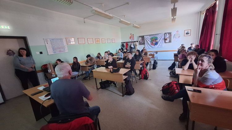 A magzatvíztől az óceánokon úszó szeméthegyekig  💧🌊