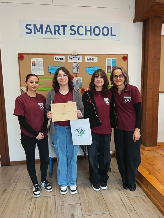 Irodalomkedvelő „hexametertagadók” 📚✨